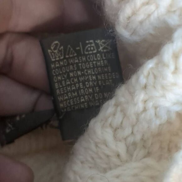 Inis Crafts Beige Cream 100% Merino Wool Cable Knit Sweater M Medium - Picture 6 of 9